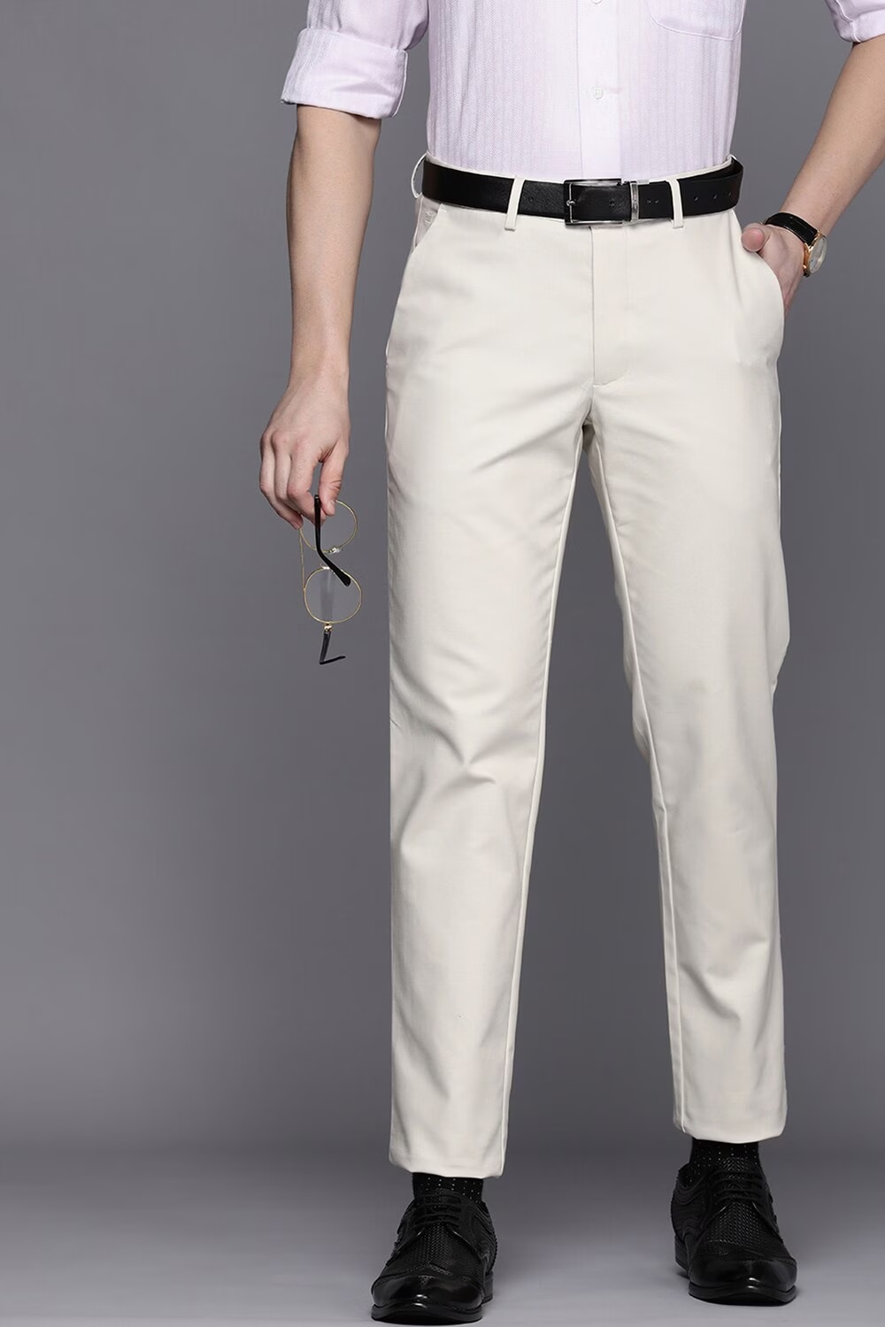 75841-men-cream-slim-fit-solid-flat-front-formal-trousers-cream-1.jpg