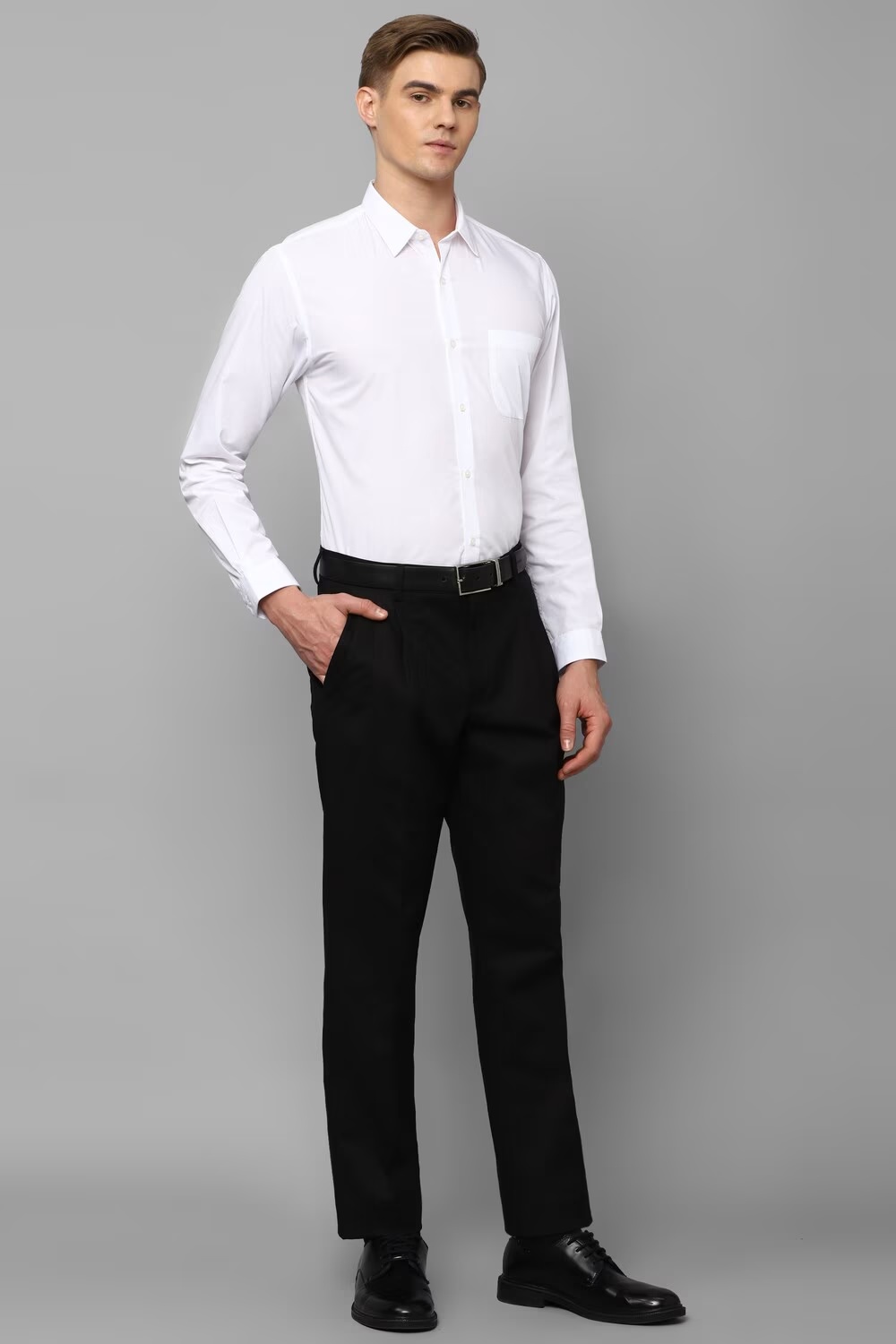 75852-men-black-classic-fit-solid-flat-front-formal-trousers-black-1.jpg