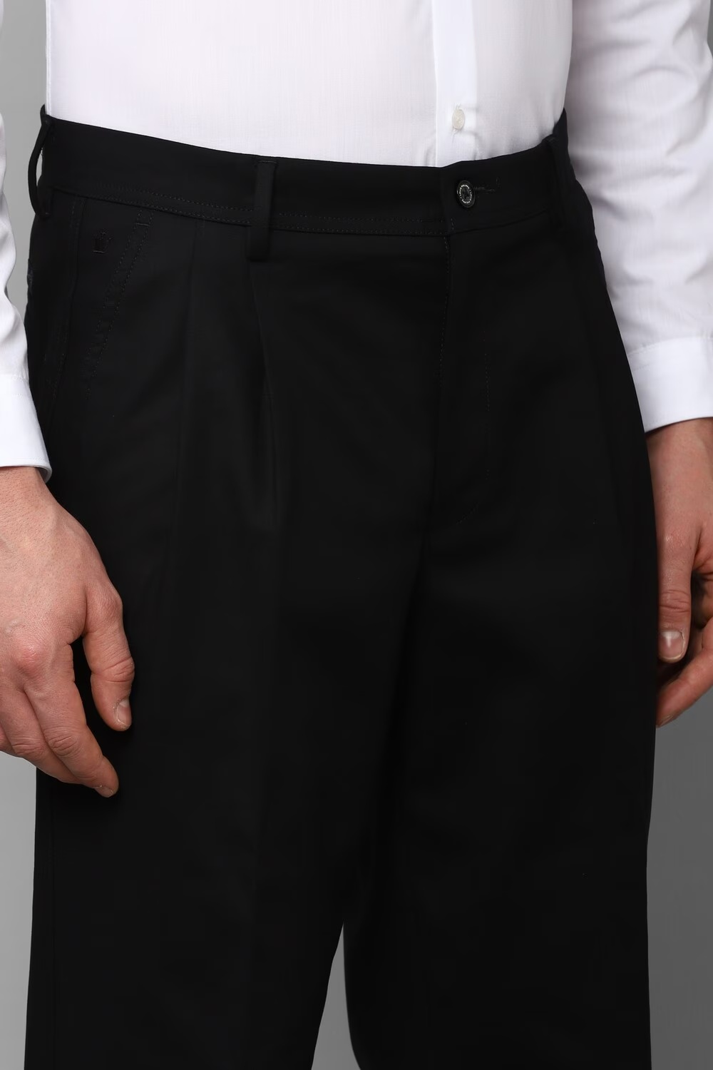 75852-men-black-classic-fit-solid-flat-front-formal-trousers-black-1.jpg