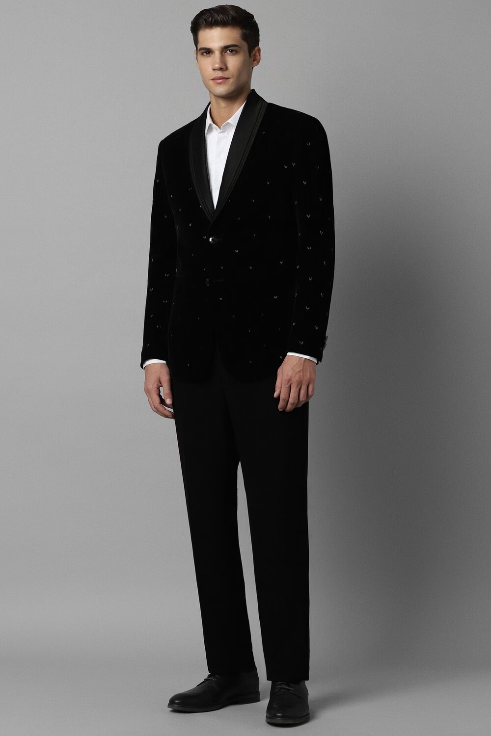 76237-men-black-slim-fit-embroidered-party-two-piece-suit-black-1.jpg