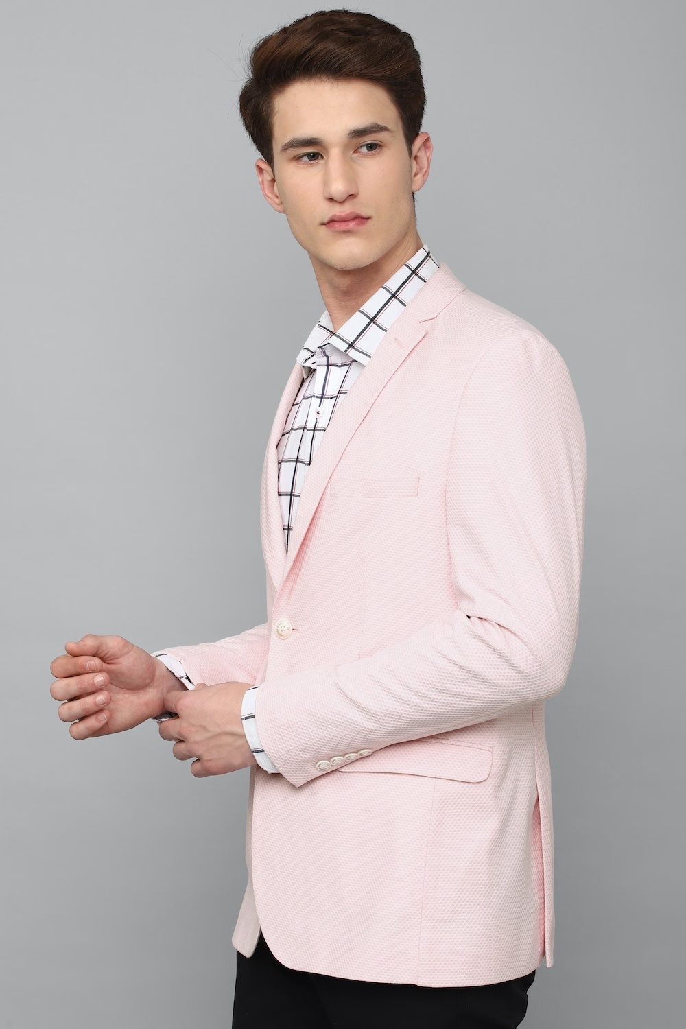 7633-men-pink-super-slim-fit-solid-casual-blazer-pink-1.jpg