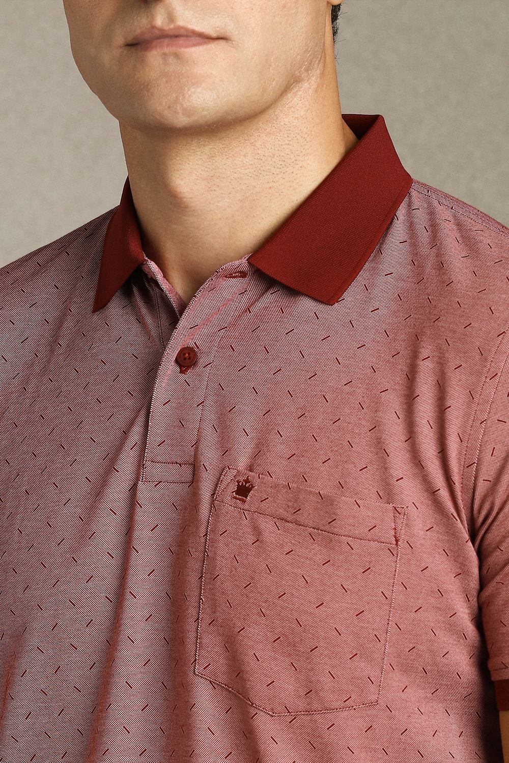 76570-men-maroon-print-polo-neck-t-shirt-maroon-1.jpg