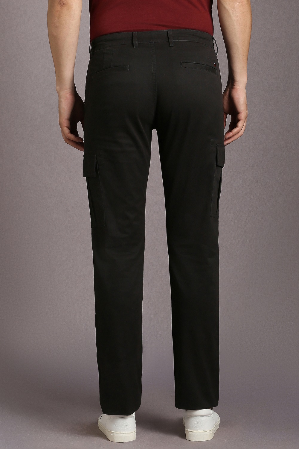 76787-men-black-solid-flat-front-casual-trousers-black-1.jpg