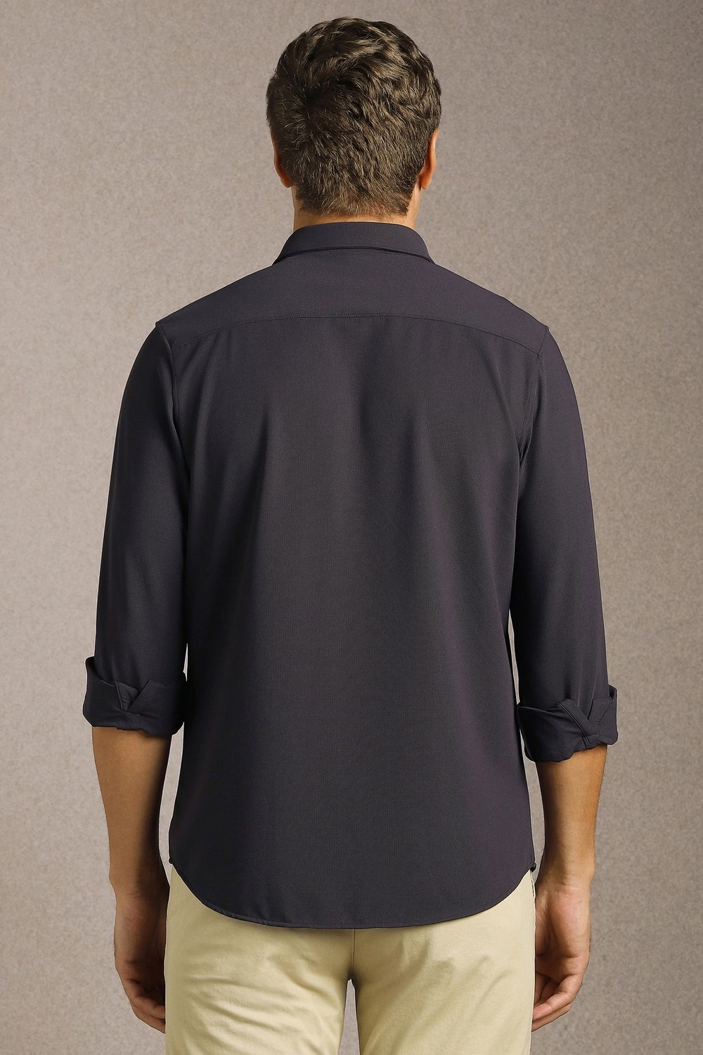 76917-men-black-solid-full-sleeves-casual-shirt-black-1.jpg