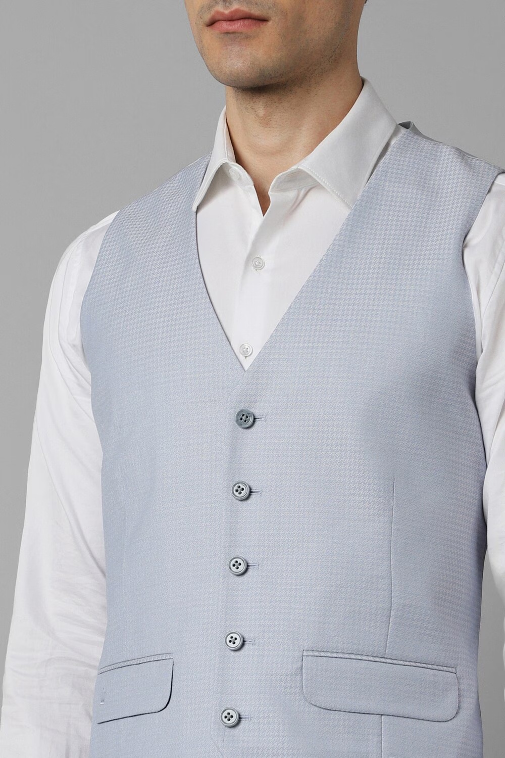 77256-men-blue-slim-fit-textured-formal-three-piece-suit-blue-1.jpg
