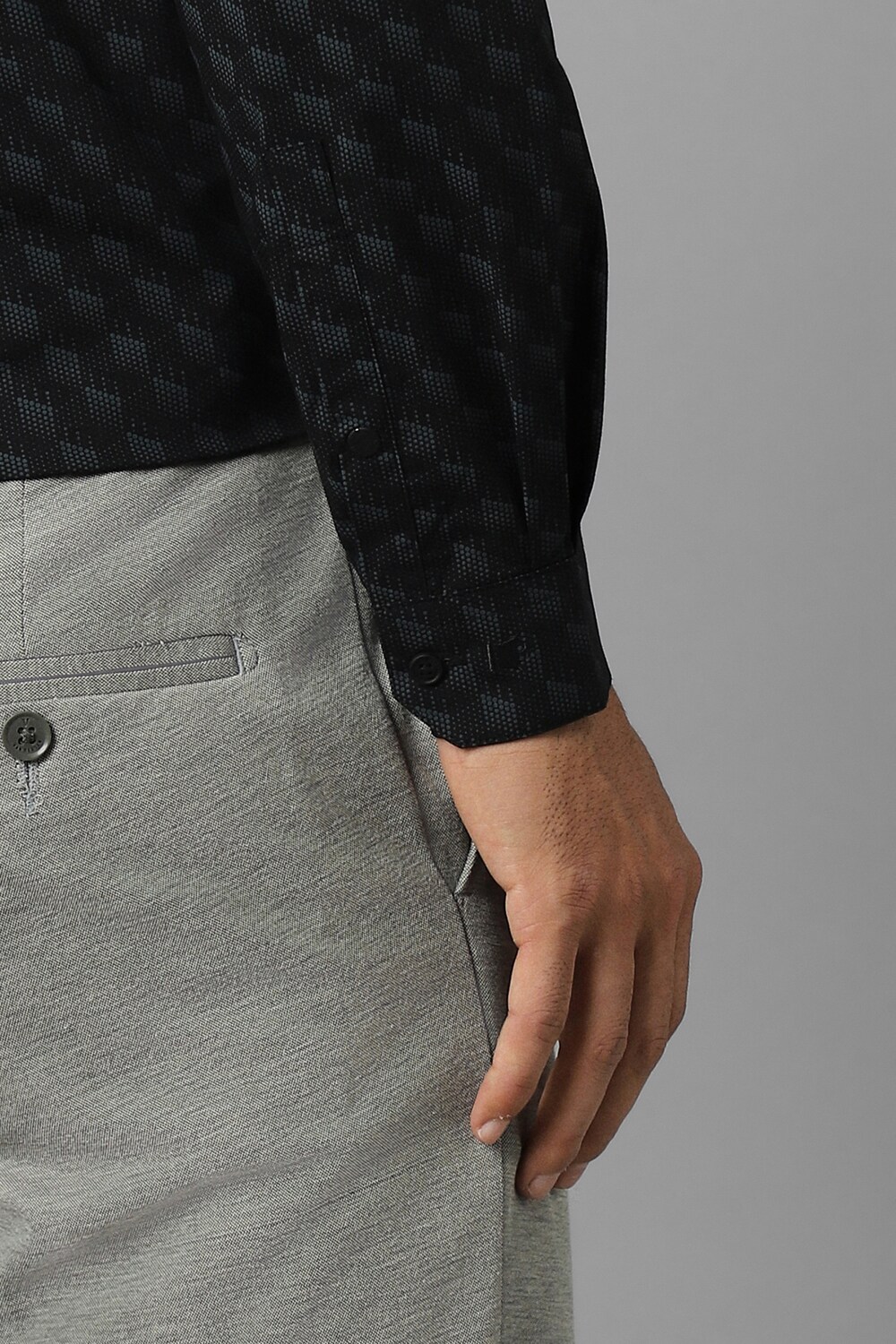 7740-men-black-super-slim-fit-print-full-sleeves-casual-shirt-black-1.jpg