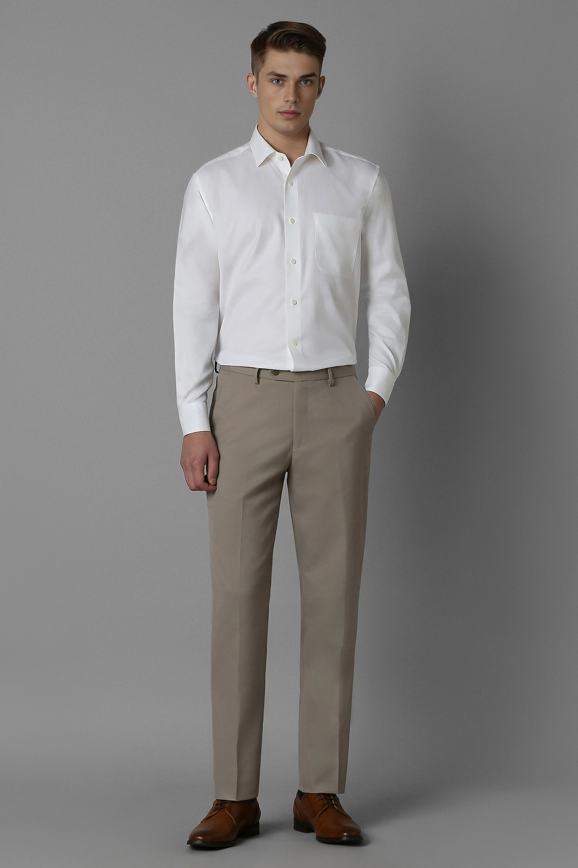 7770-men-white-classic-fit-solid-full-sleeves-formal-shirt-white-1.webp