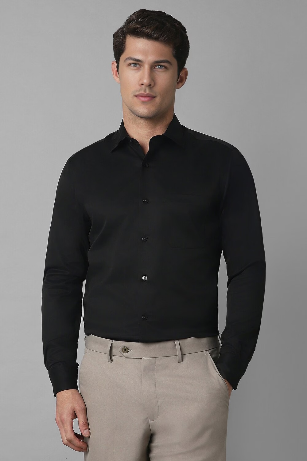 77709-men-black-classic-fit-solid-full-sleeves-formal-shirt-black-1.jpg