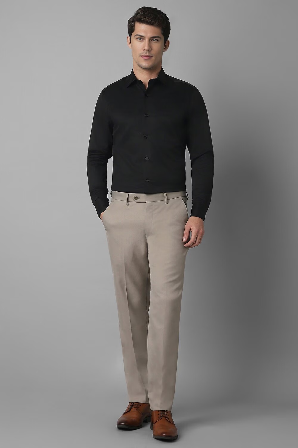 77709-men-black-classic-fit-solid-full-sleeves-formal-shirt-black-1.jpg
