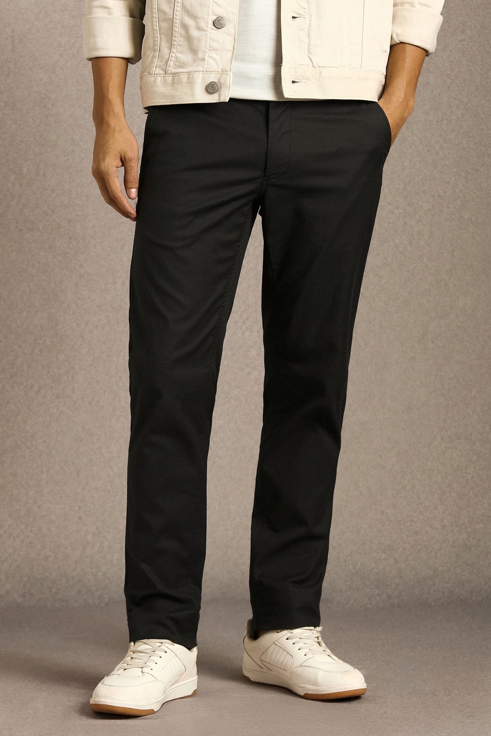 Men Charcoal Textured Flat Front Casual Trousers-Charcoal