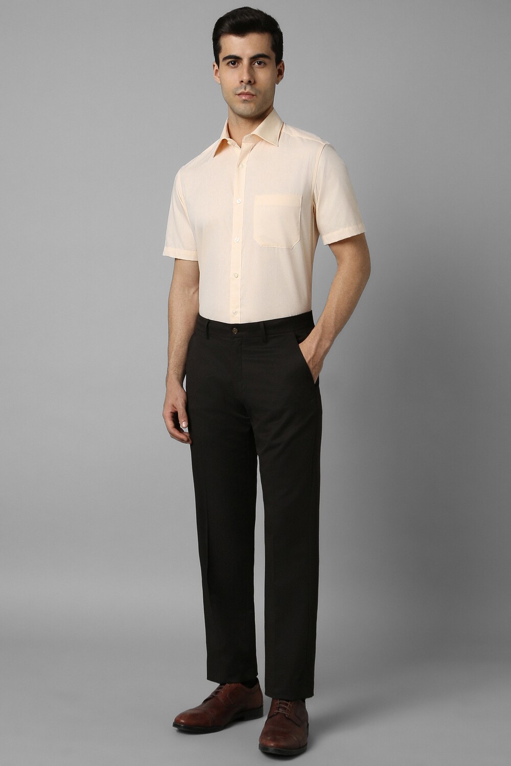 78072-men-yellow-classic-fit-solid-half-sleeves-formal-shirt-yellow-1.jpg