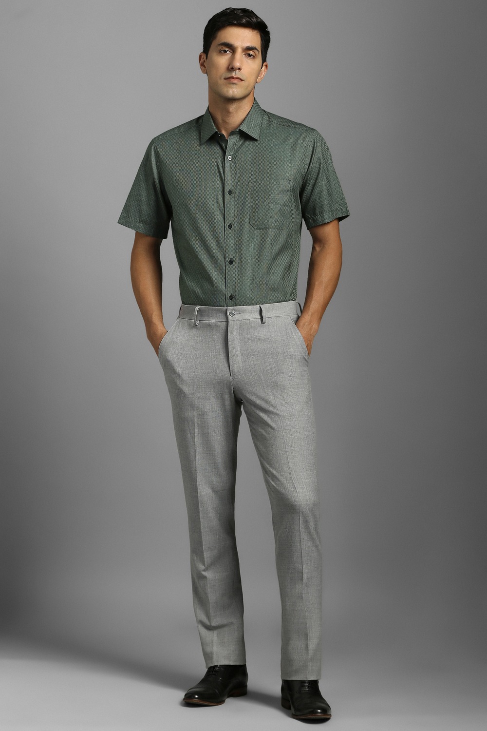 78414-men-green-textured-half-sleeves-formal-shirt-green-1.jpg