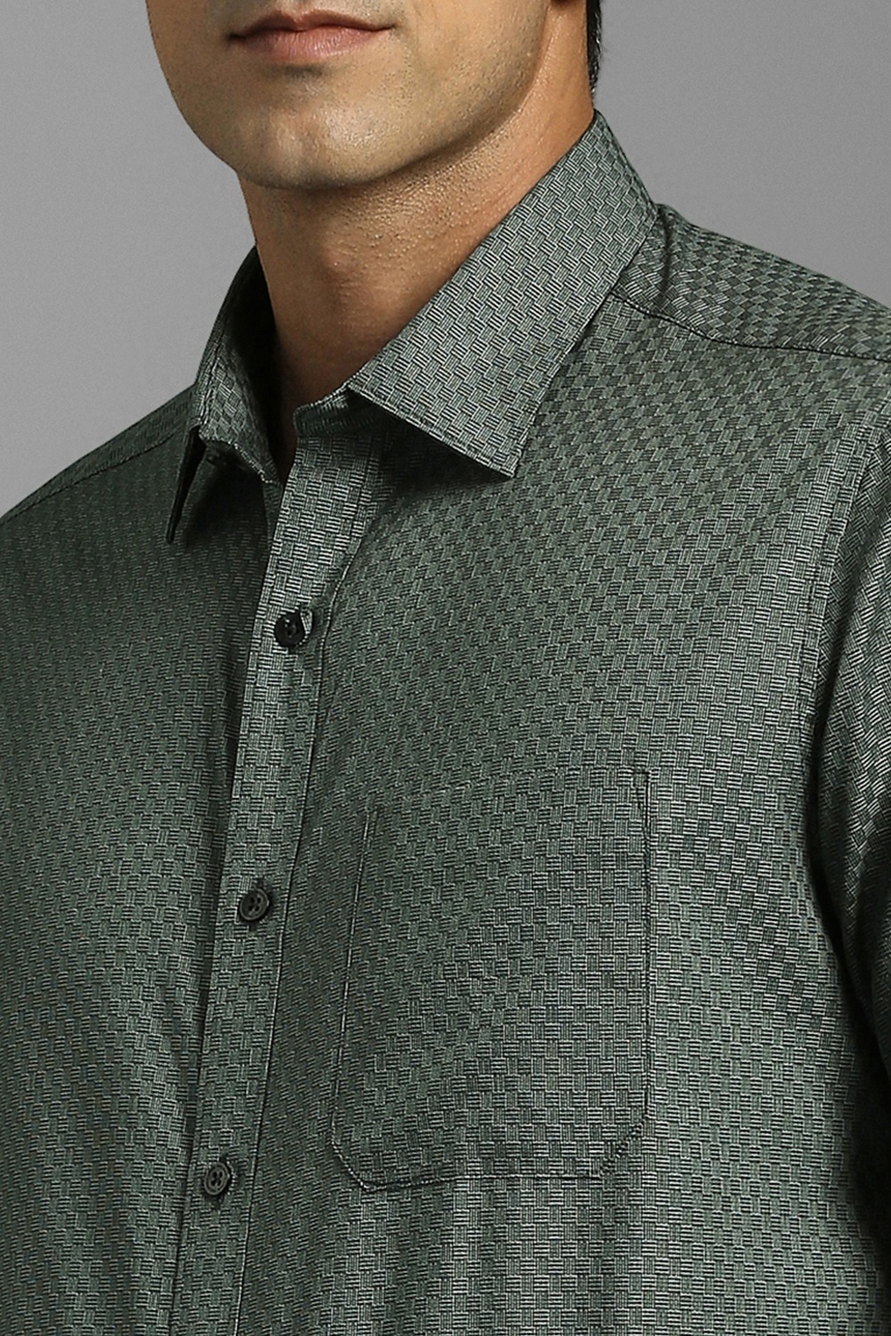 78414-men-green-textured-half-sleeves-formal-shirt-green-1.jpg