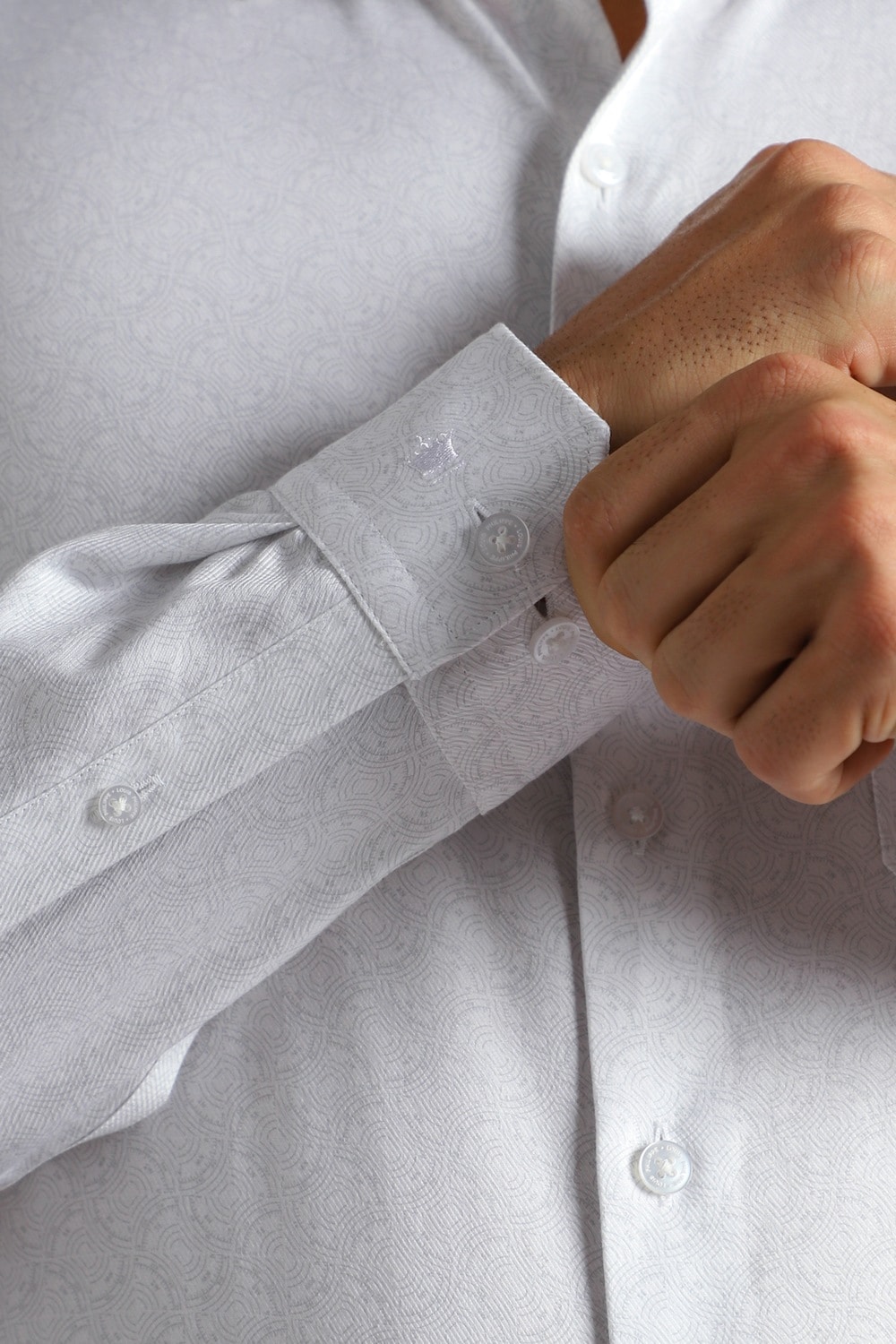 78770-men-white-print-full-sleeves-formal-shirt-white-1.jpg