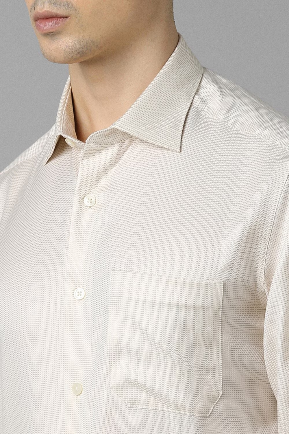 78911-men-cream-classic-fit-textured-full-sleeves-formal-shirt-cream-1.jpg