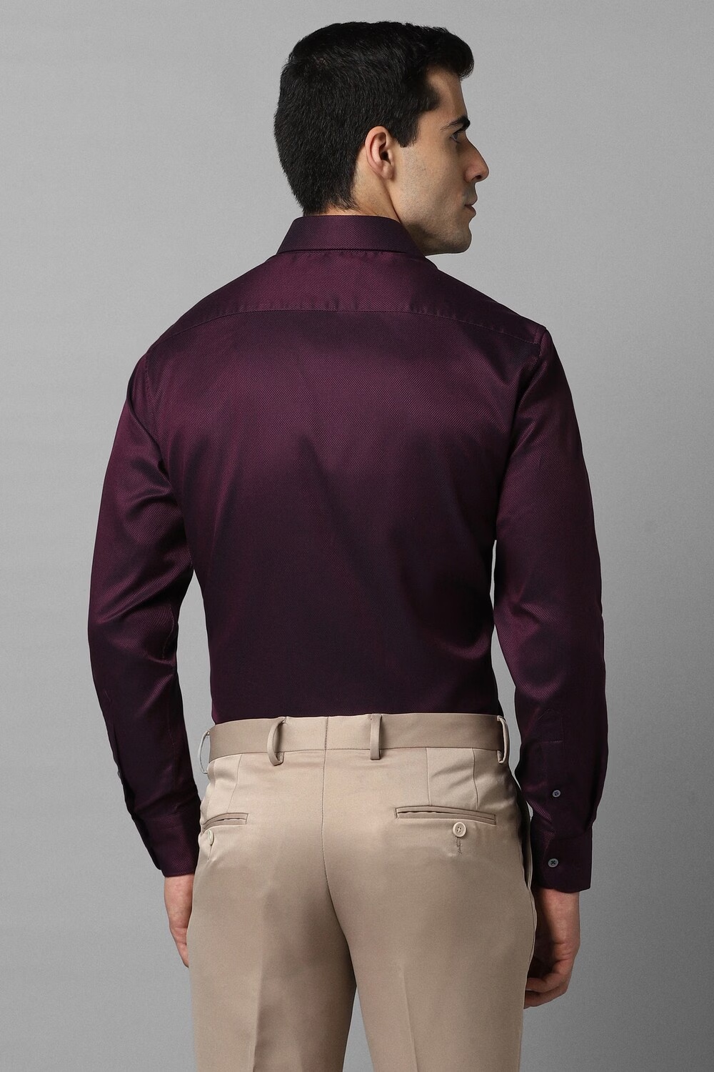 79417-men-purple-classic-fit-textured-full-sleeves-formal-shirt-purple-1.jpg