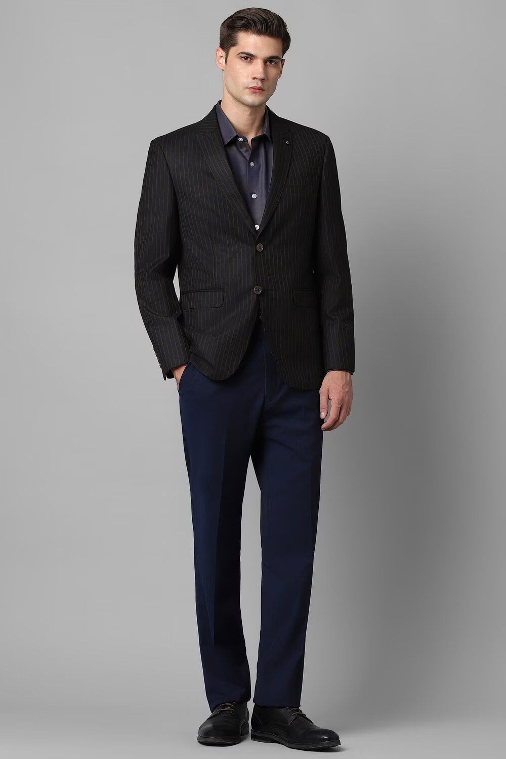 79669-men-black-slim-fit-stripe-formal-blazer-black-1.jpg