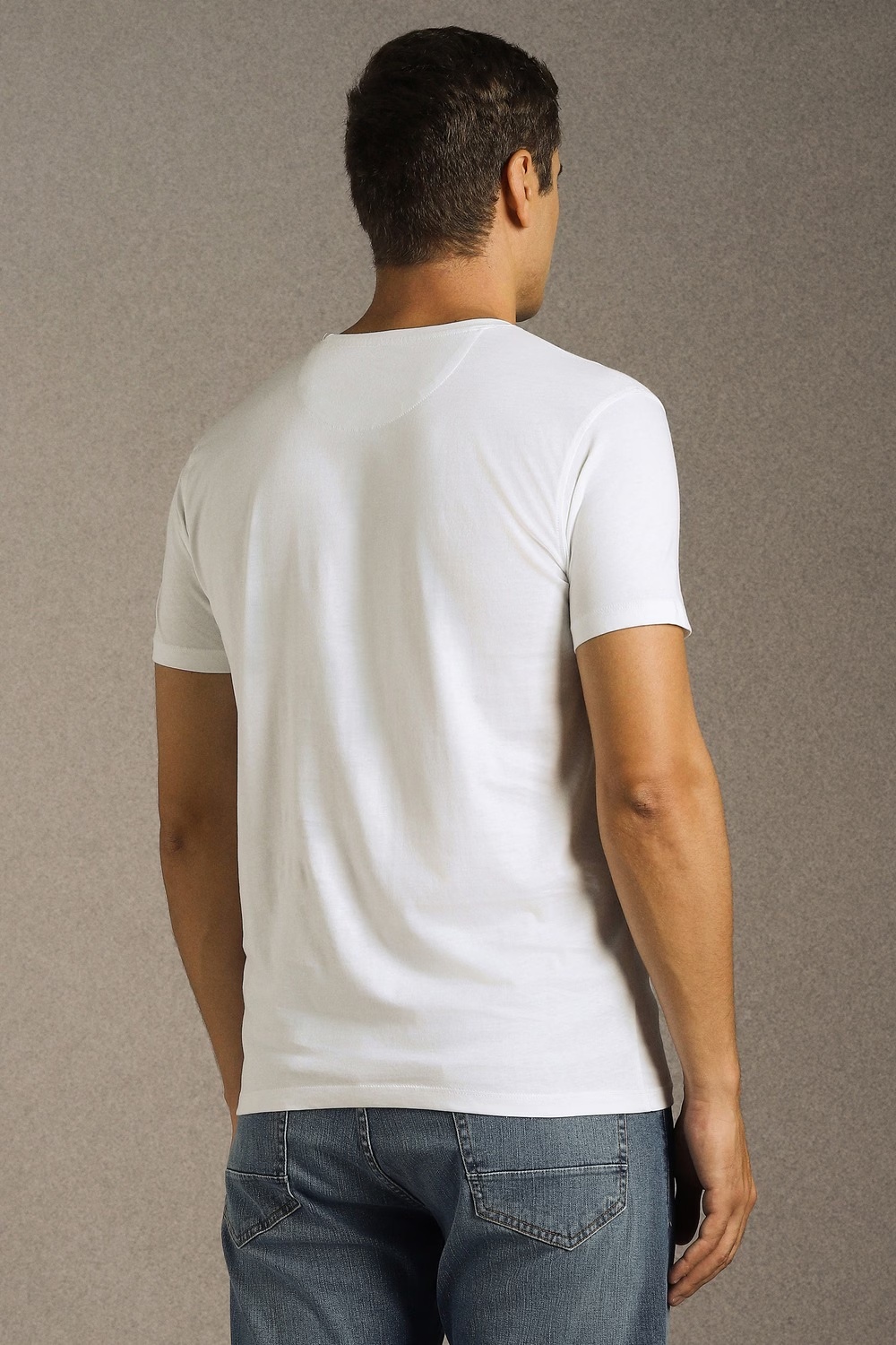 80249-men-white-solid-crew-neck-tri-color-logo-t-shirt-white-1.jpg