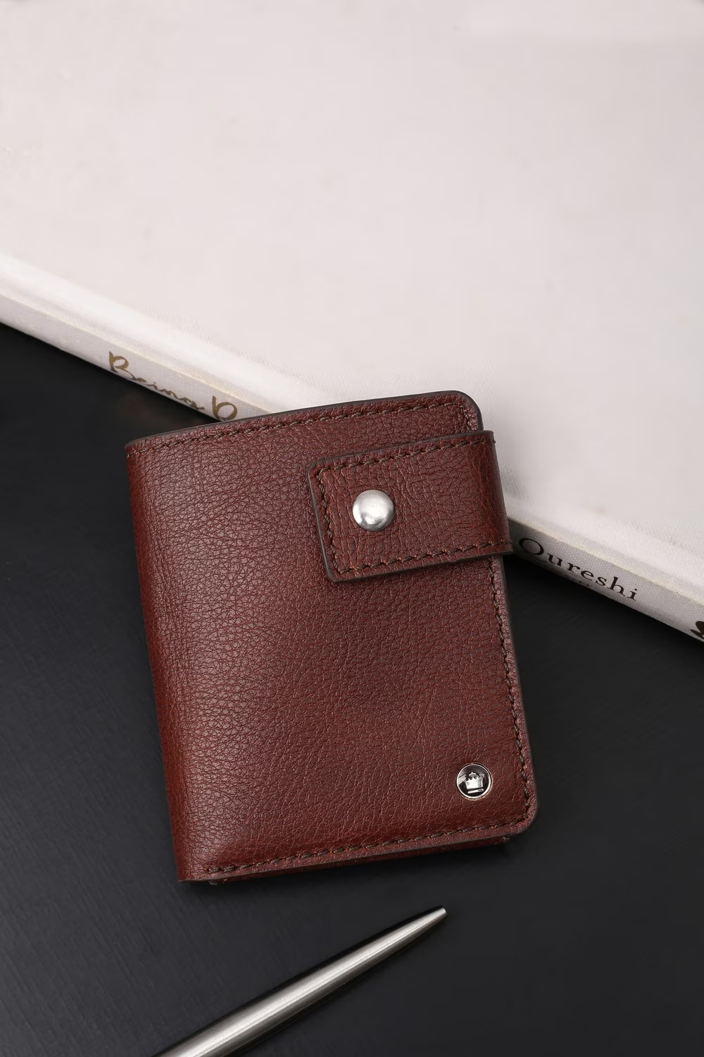 Men Textured Brown Leather Bifold Wallet-Brown