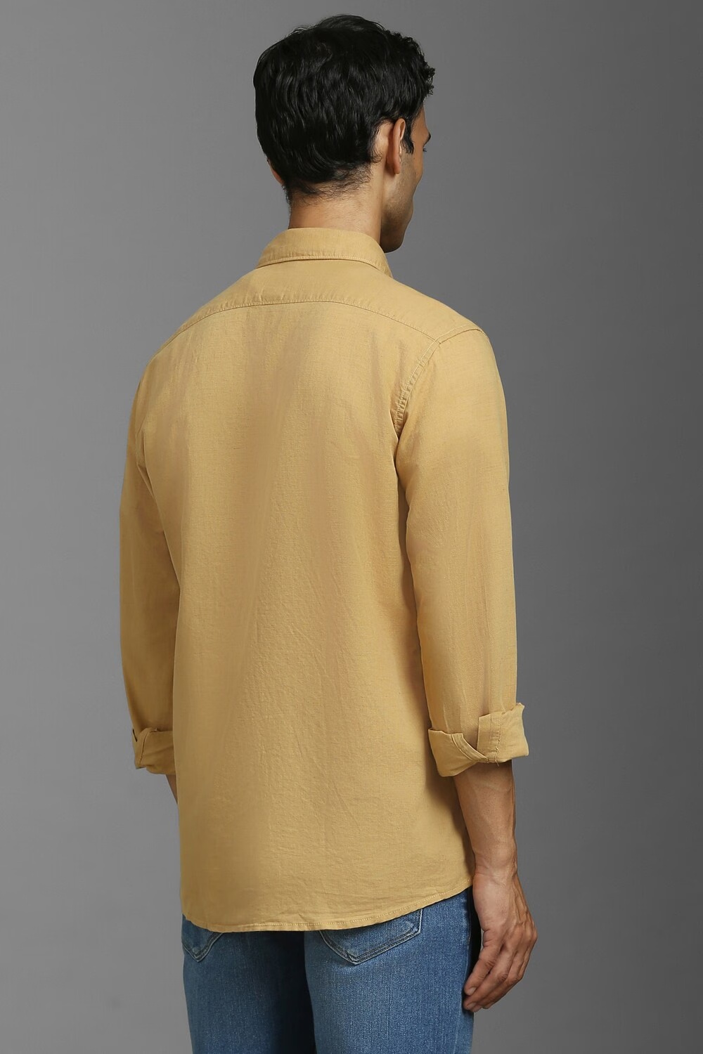 80505-men-yellow-slim-fit-solid-full-sleeves-casual-shirt-yellow-1.jpg