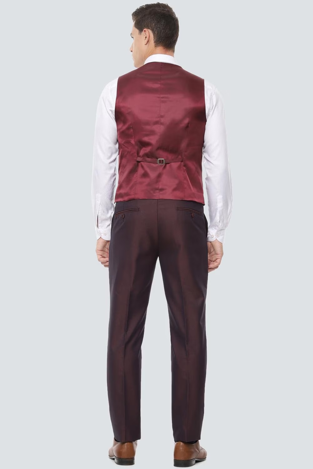 80579-men-maroon-slim-fit-textured-formal-three-piece-suit-maroon-1.jpg