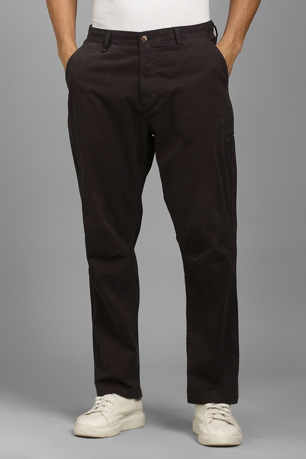 Men Brown Solid Flat Front Casual Trousers-Brown