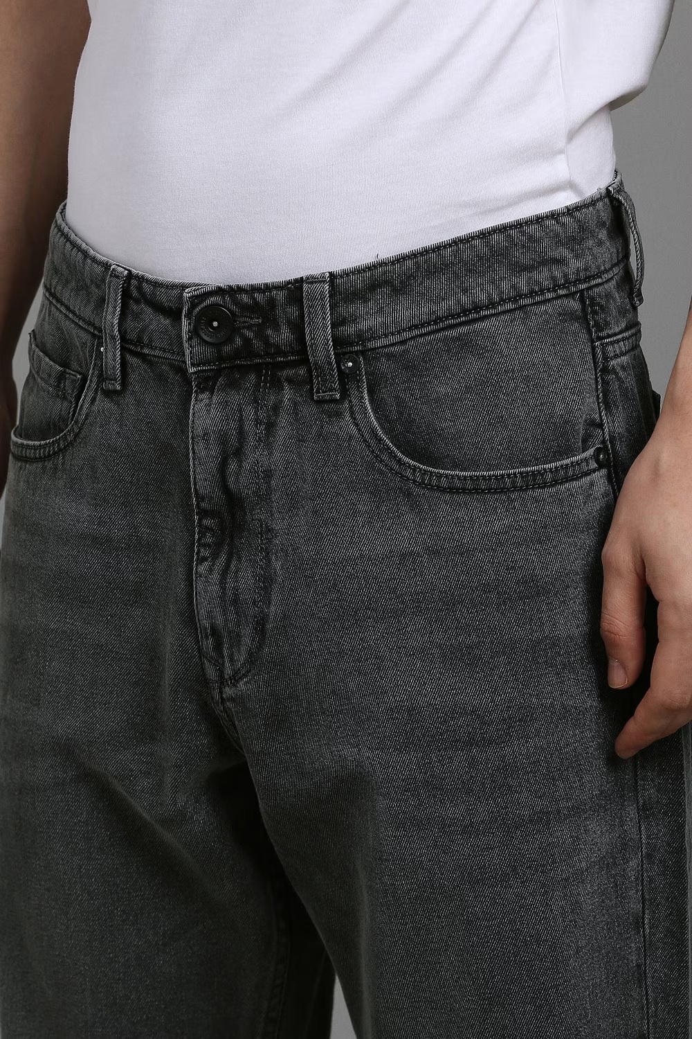 80678-men-grey-mid-wash-regular-fit-jeans-grey-1.jpg