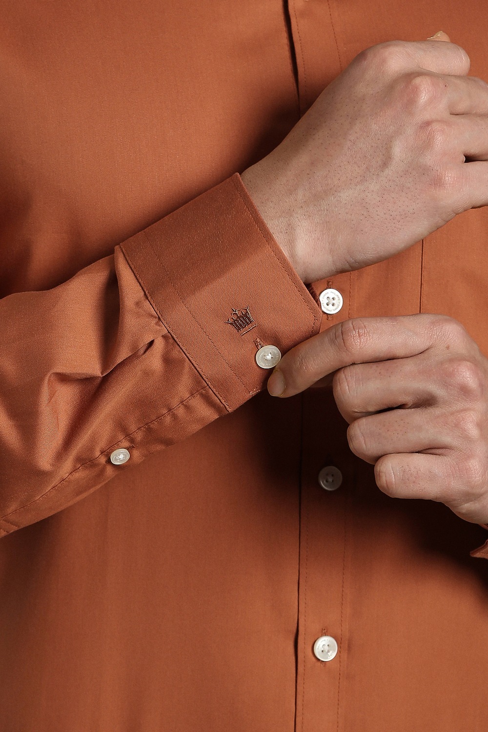 8173-men-brown-solid-full-sleeves-formal-shirt-brown-1.jpg