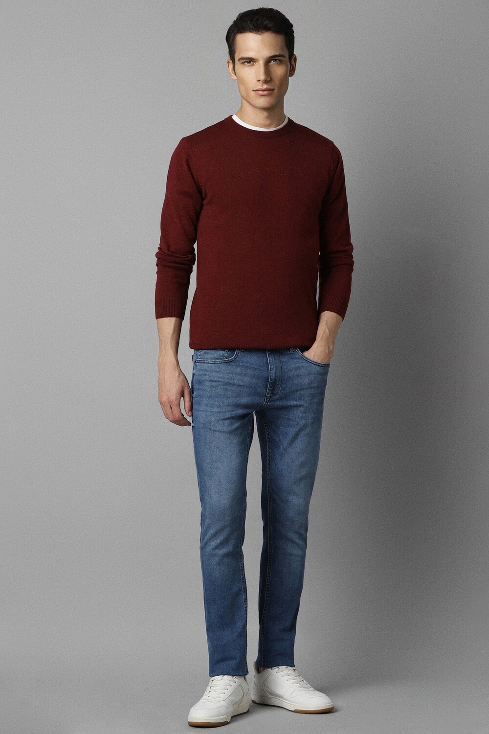 822-men-maroon-solid-crew-neck-full-sleeves-sweater-maroon-1.jpg