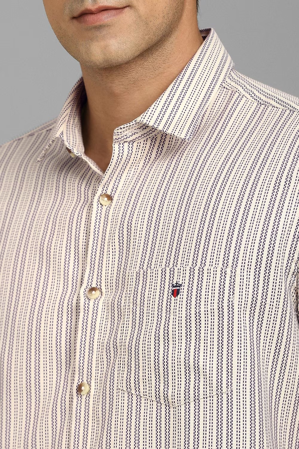 8364-men-beige-stripe-half-sleeves-casual-shirt-beige-1.jpg