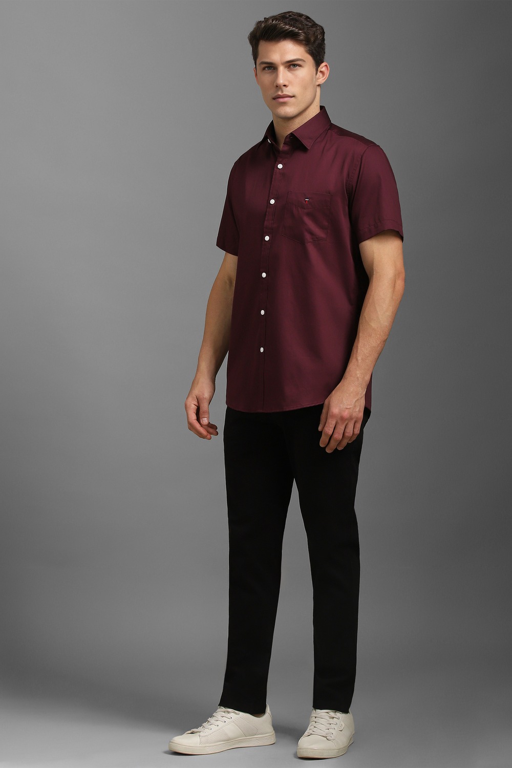 8385-men-maroon-solid-half-sleeves-casual-shirt-maroon-1.jpg