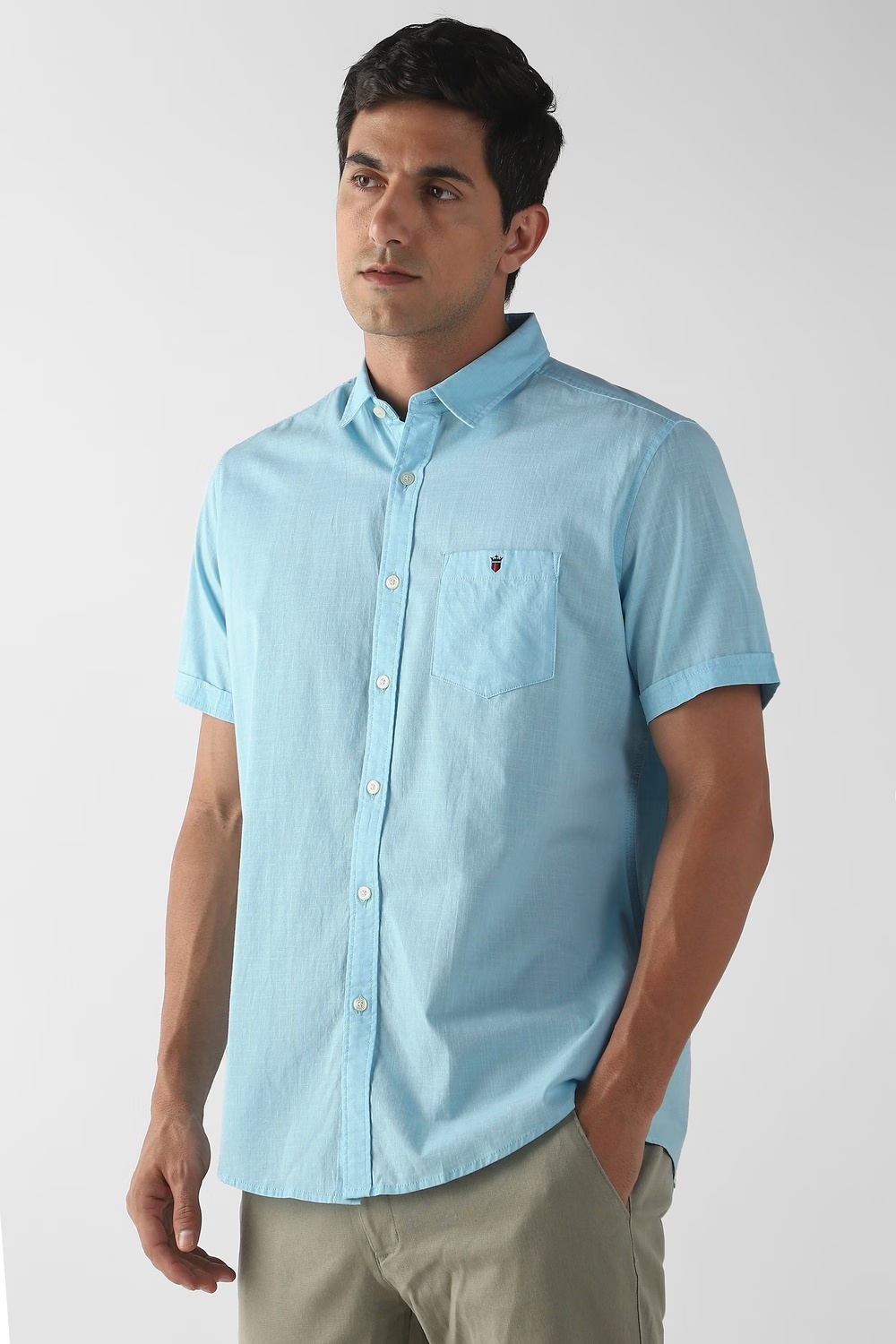 8445-men-blue-slim-fit-textured-half-sleeves-casual-shirt-blue-1.jpg