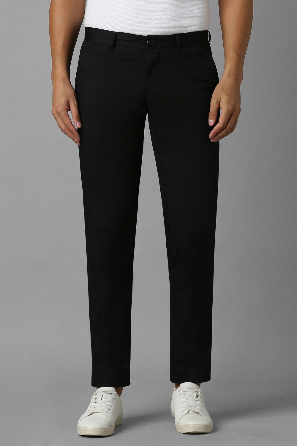 Men Black Solid Flat Front Casual Trousers-Black