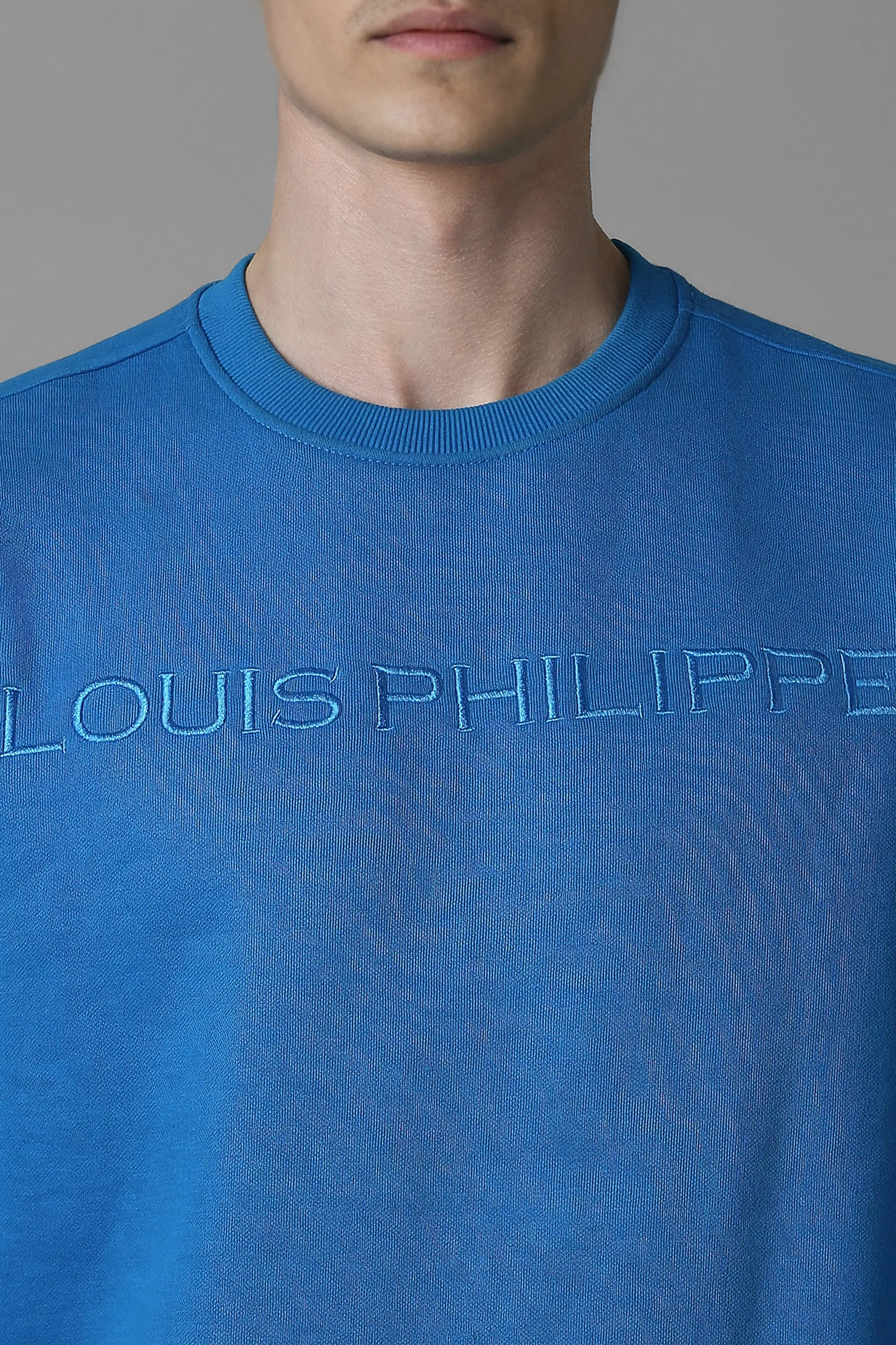 885-men-casual-blue-embroidered-sweatshirt-blue-1.webp