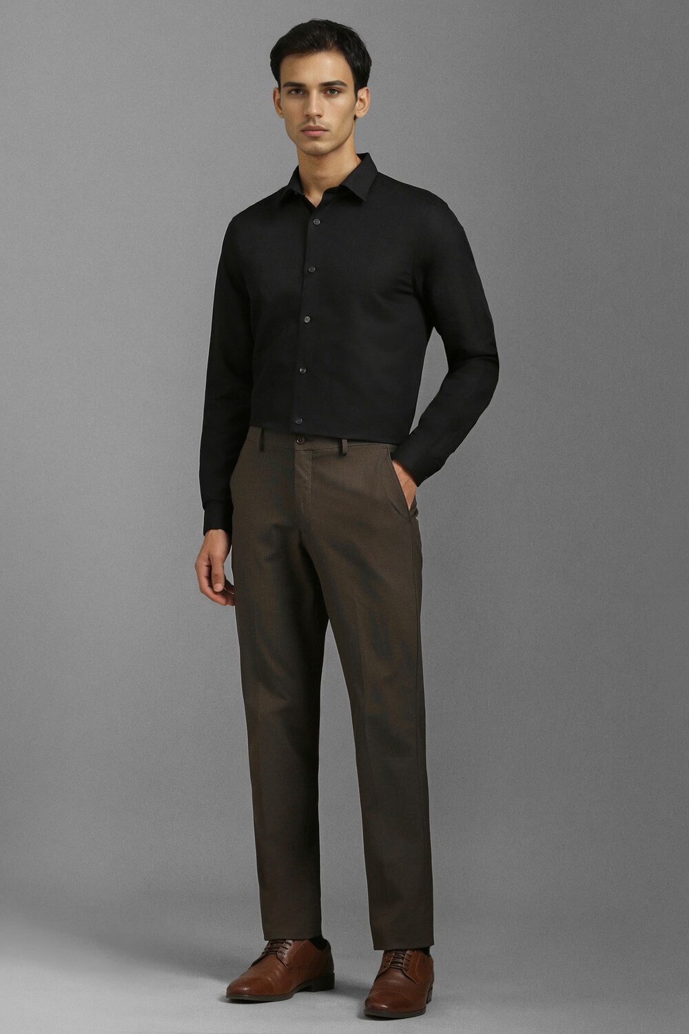 9113-men-brown-slim-fit-check-flat-front-formal-trousers-brown-1.jpg