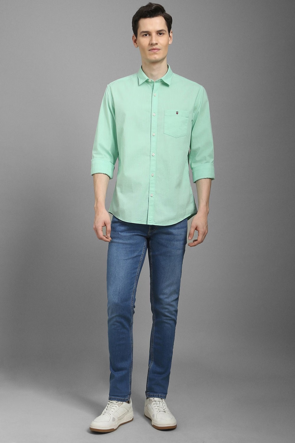 9254-men-green-slim-fit-solid-full-sleeves-casual-shirt-green-1.jpg
