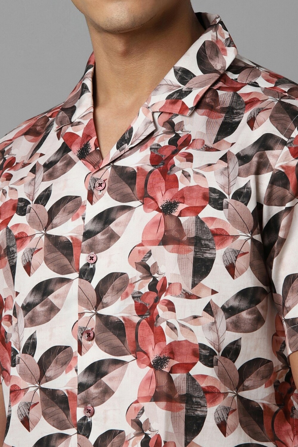 9286-men-white-slim-fit-print-half-sleeves-casual-shirt-white-1.jpg