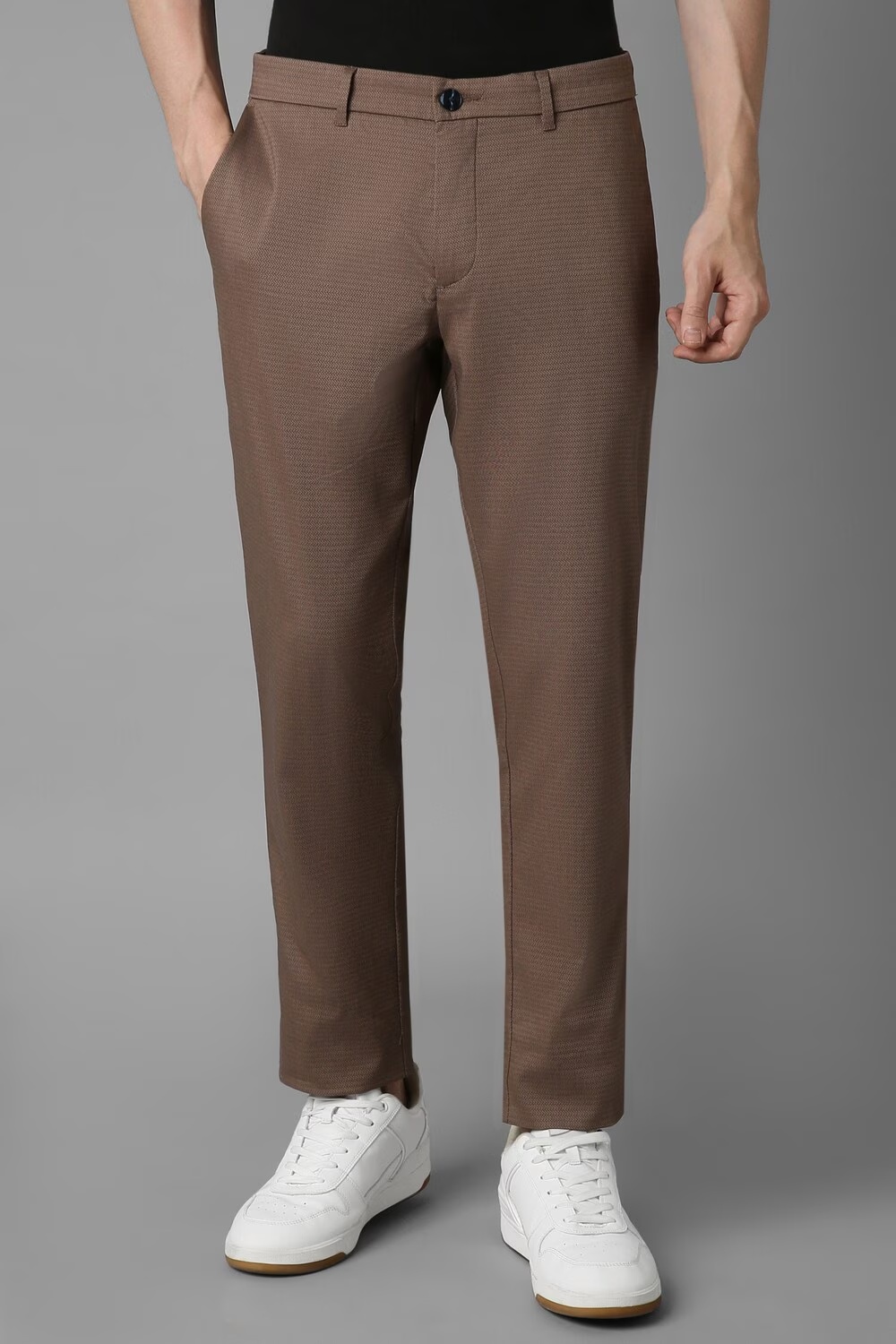 Men Brown Slim Fit Textured Flat Front Casual Trousers-Brown