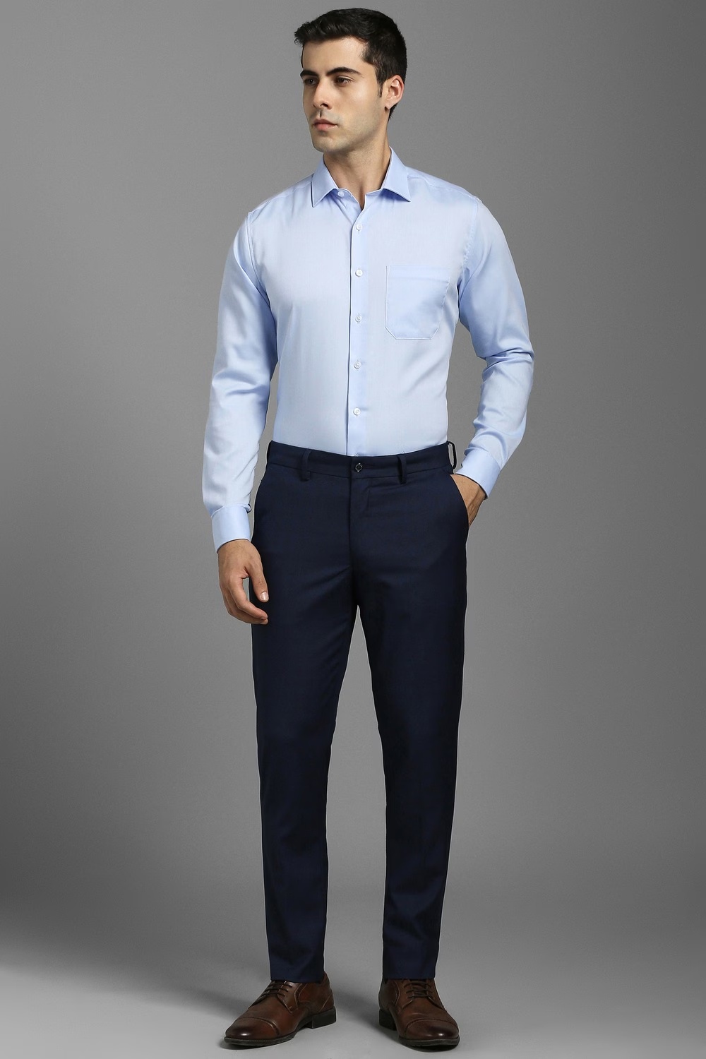9534-men-light-blue-solid-full-sleeves-formal-shirt-light-blue-1.jpg