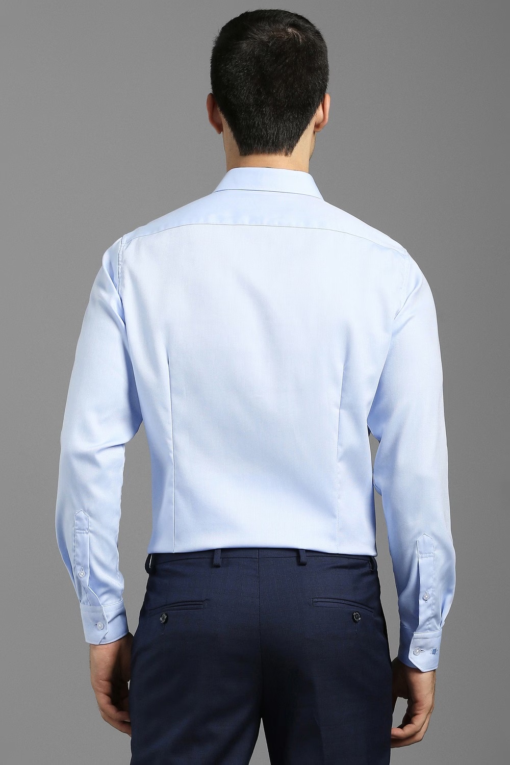 9534-men-light-blue-solid-full-sleeves-formal-shirt-light-blue-1.jpg