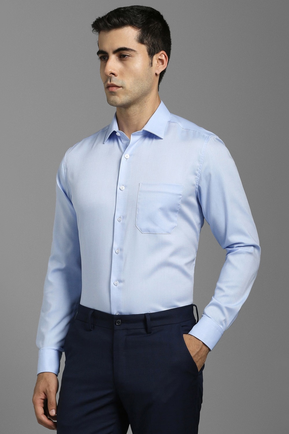 9534-men-light-blue-solid-full-sleeves-formal-shirt-light-blue-1.jpg