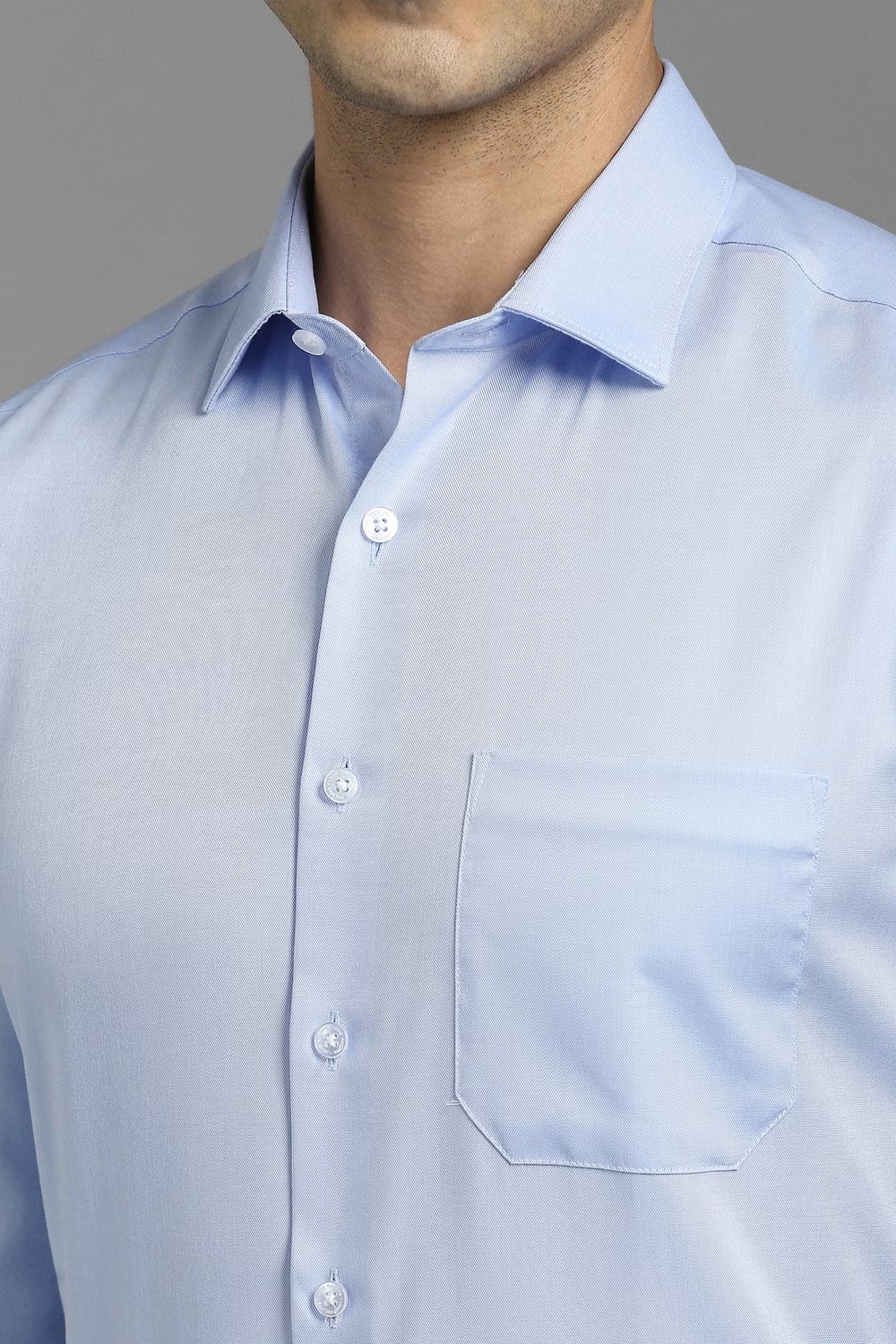 9534-men-light-blue-solid-full-sleeves-formal-shirt-light-blue-1.jpg
