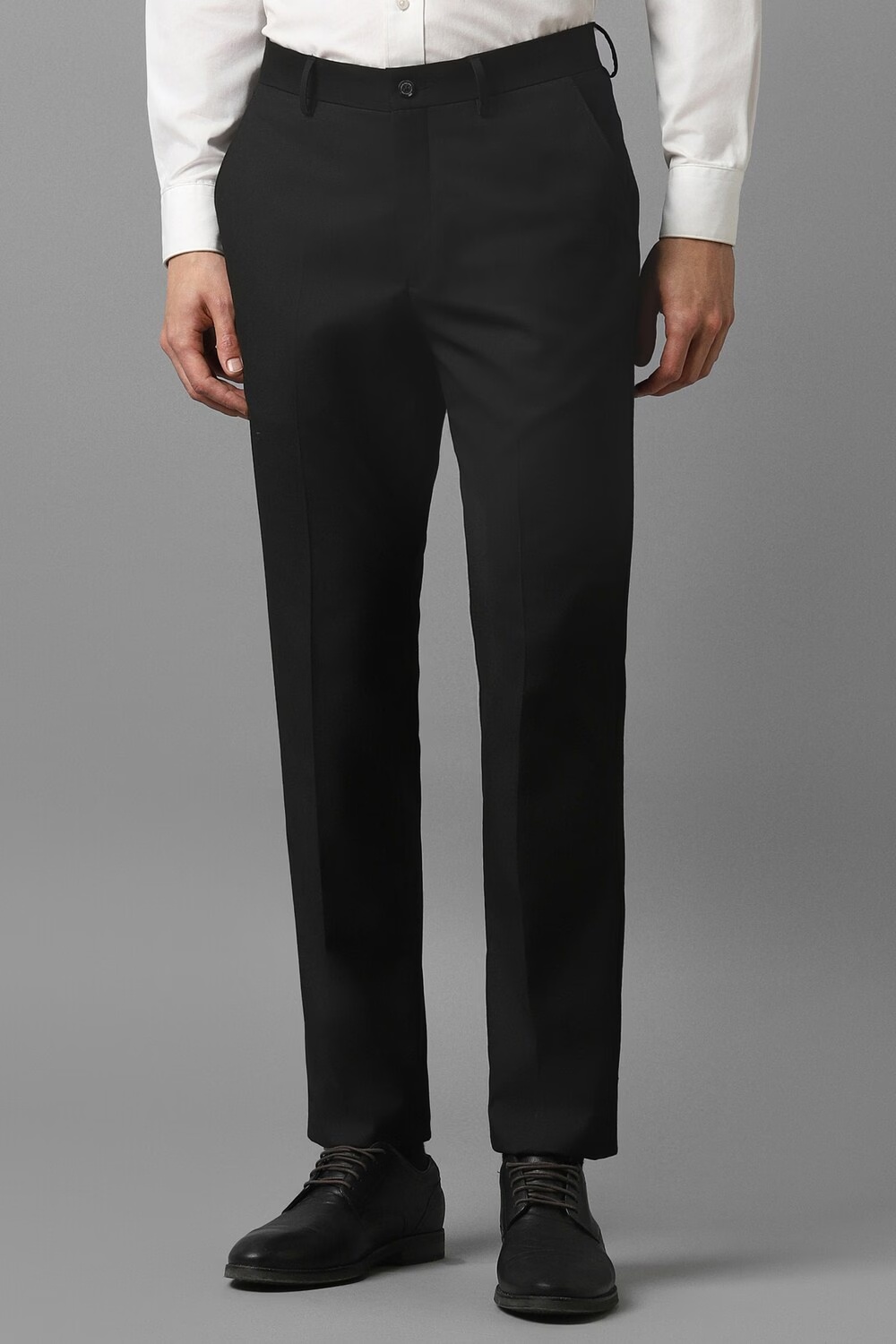 Men Black Slim Fit Solid Flat Front Formal Trousers-Black